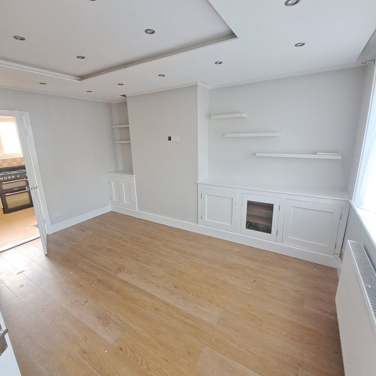 Property photo 3 of 10 Inner