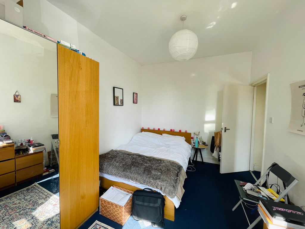 Property photo 2 of 7 View