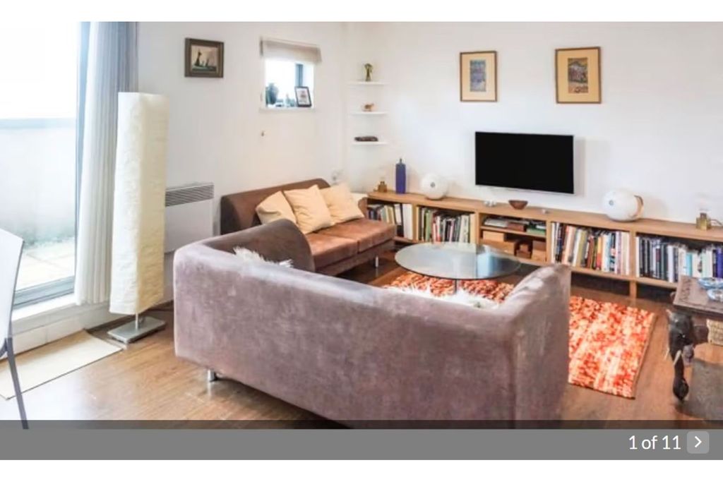 Property photo 3 of 12