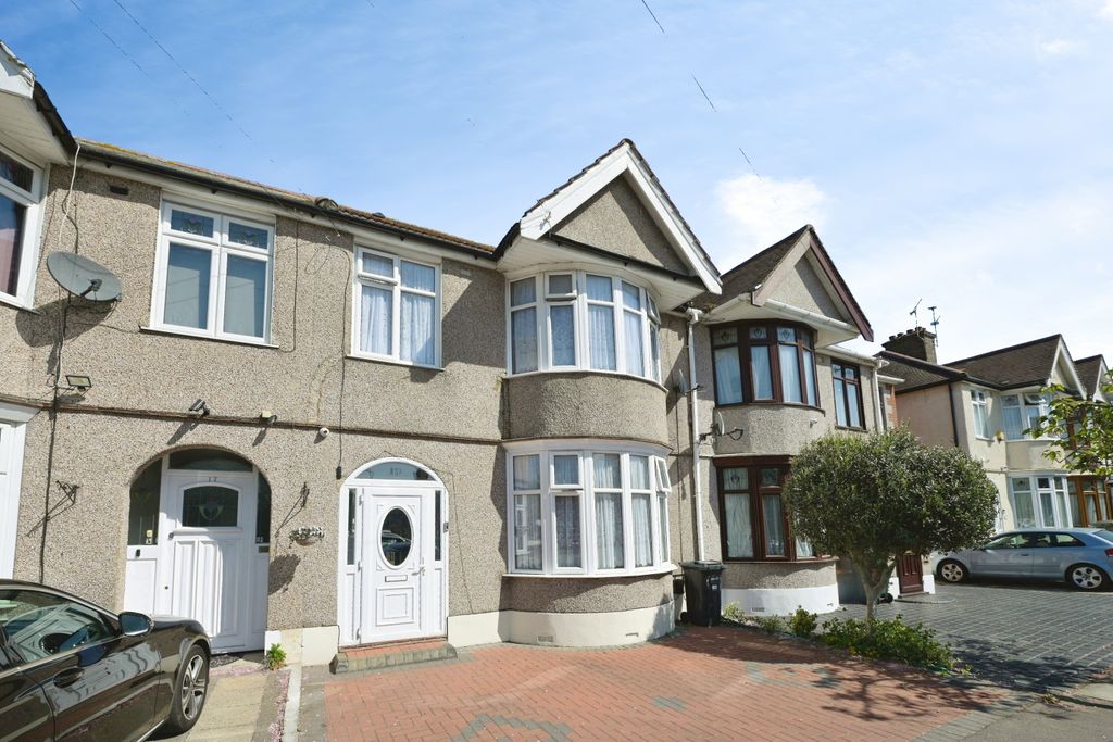 Property photo 1 of 18