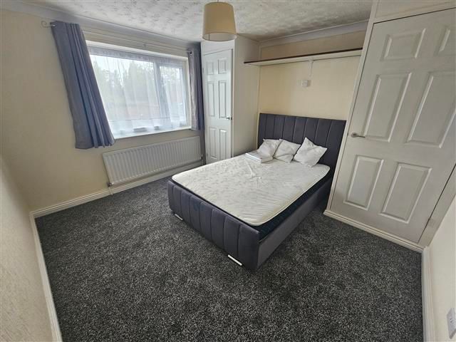 Property photo 1 of 2 Bedroom
