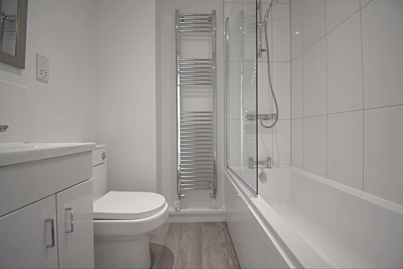 Property photo 3 of 11 Photo 6