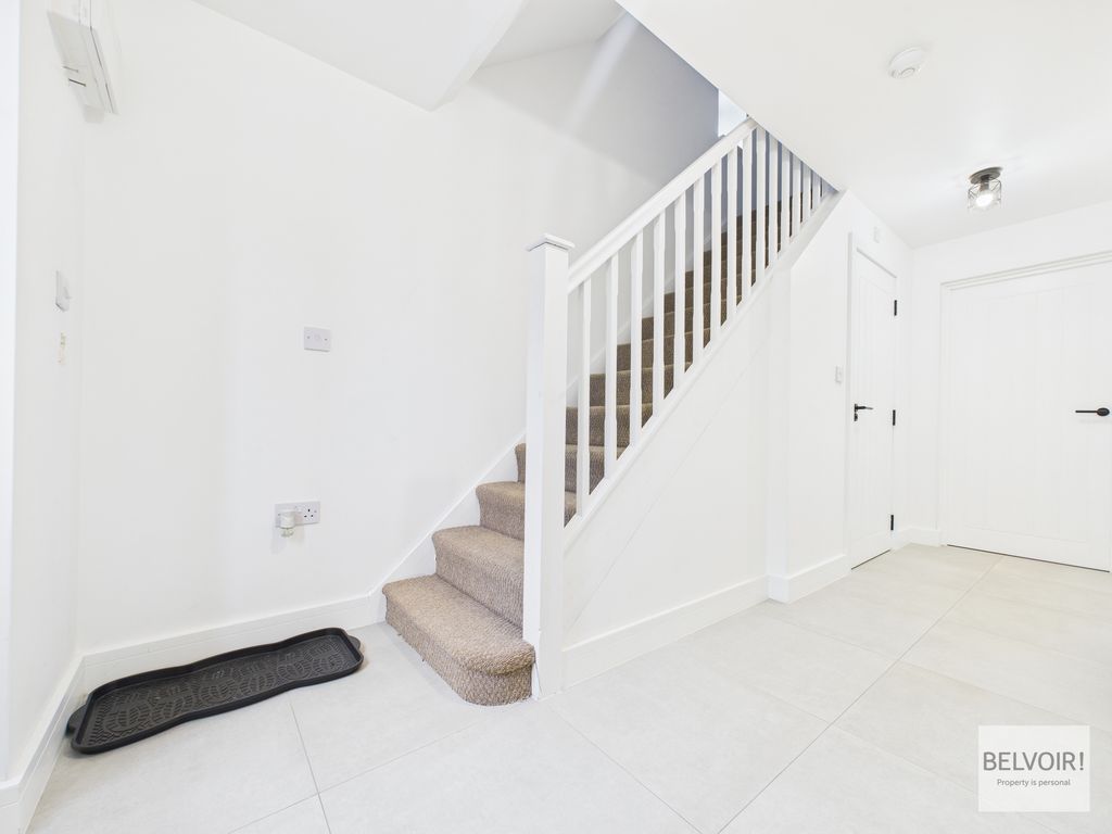 Property photo 3 of 33