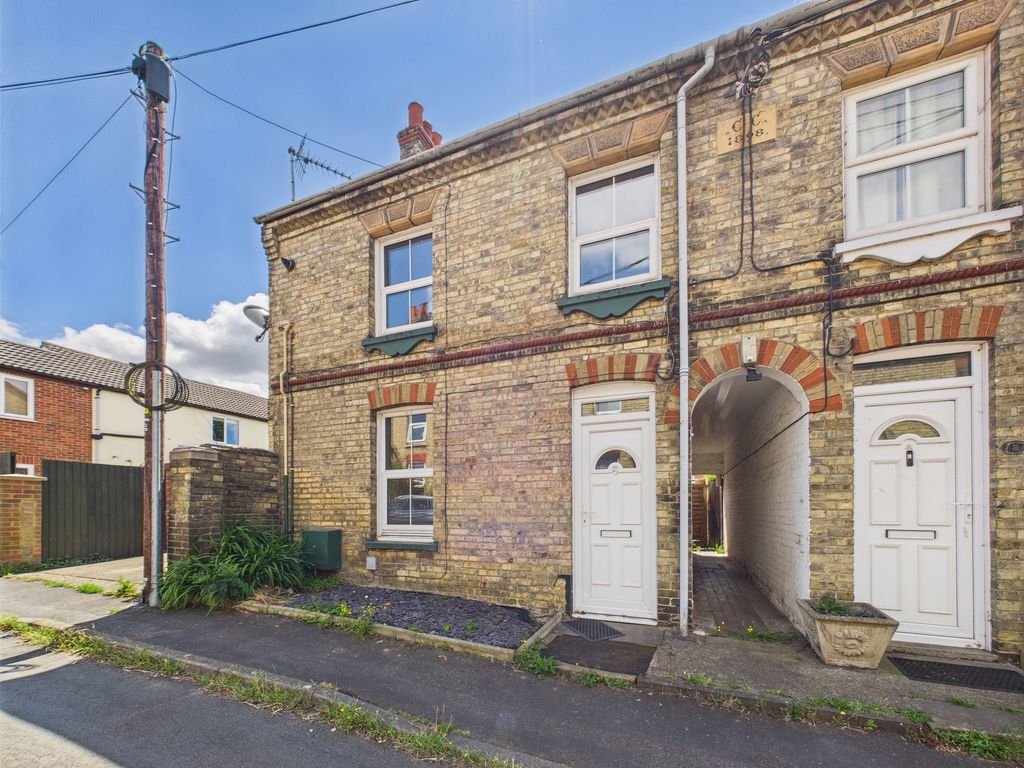Property photo 1 of 21