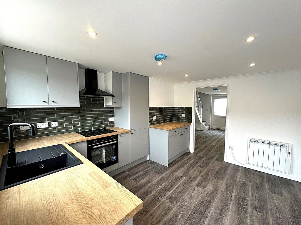 Property photo 2 of 7 Picture No. 05