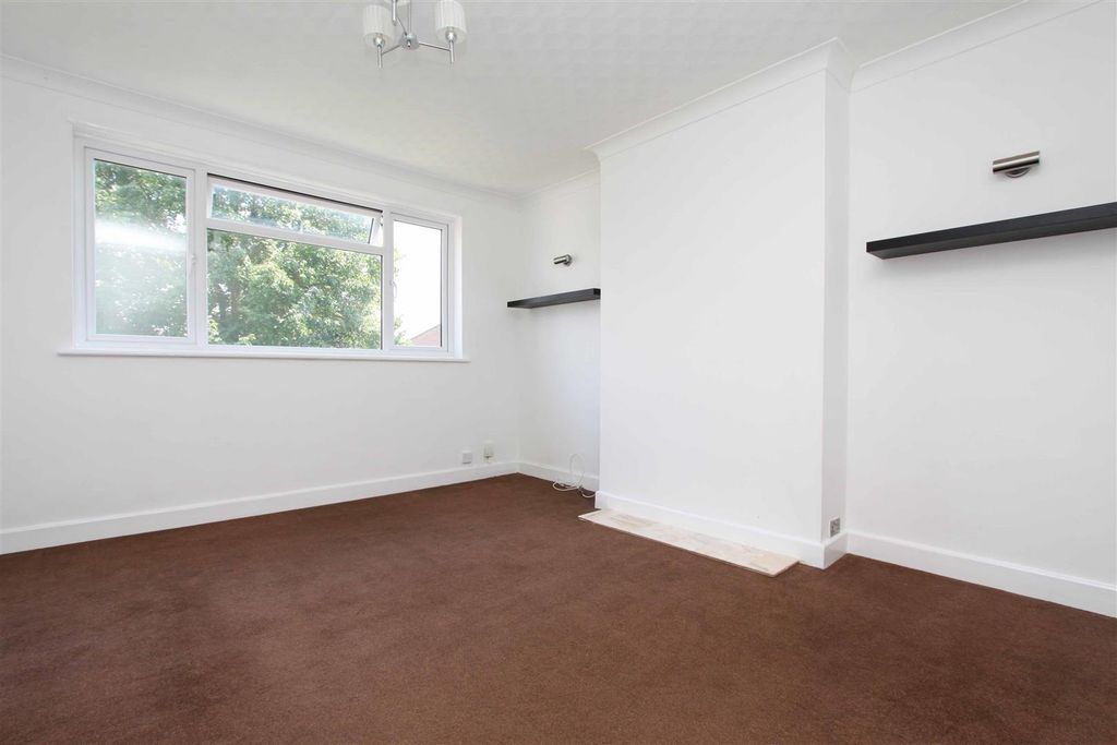 Property photo 2 of 8 Living Room