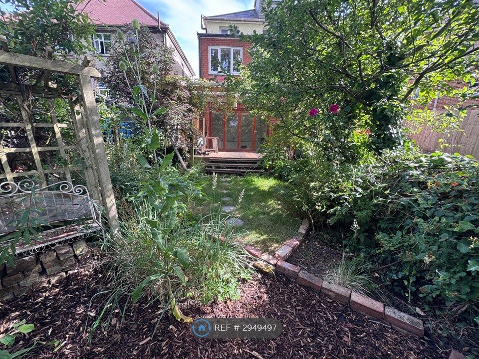 Property photo 3 of 7