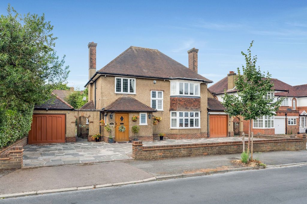 Property photo 1 of 19