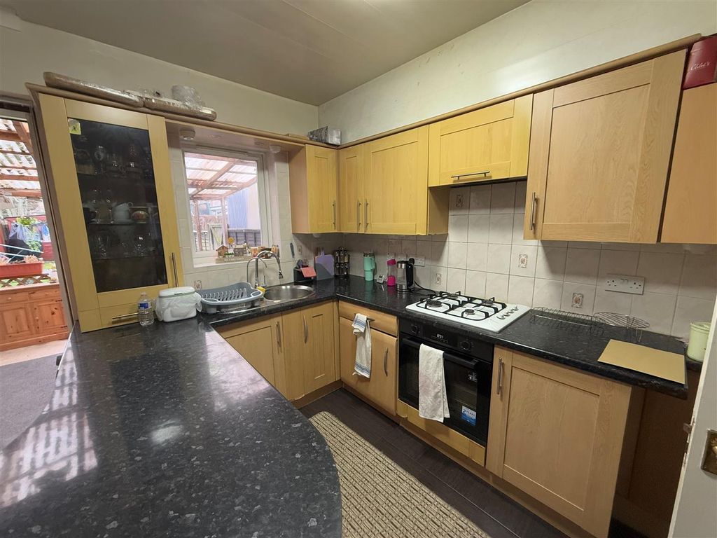 Property photo 3 of 11 9.Jpg