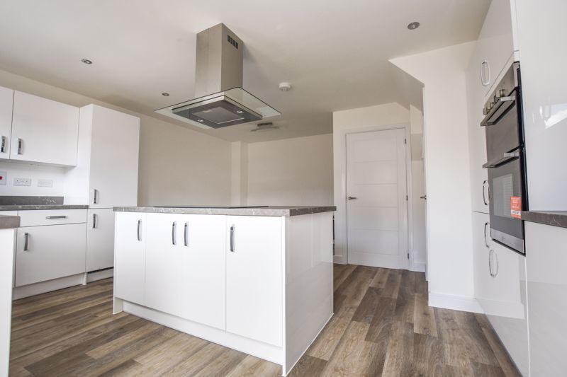 Property photo 2 of 15 Photo 3