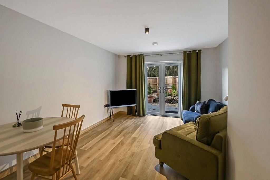 Property photo 2 of 14 02.Jpg