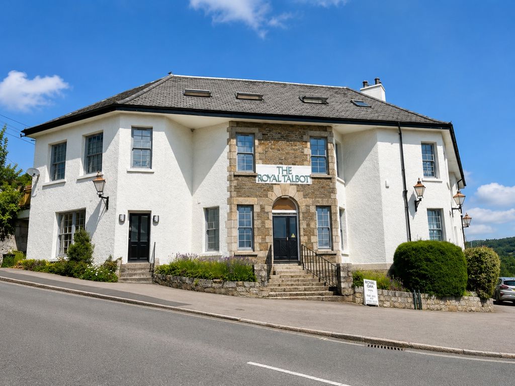 Property photo 1 of 6 Out