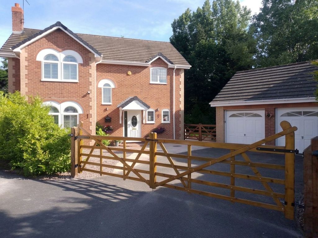 Property photo 1 of 28