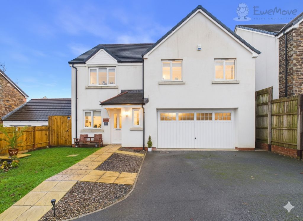 Property photo 1 of 16 Ewemove South Molton - Main Image