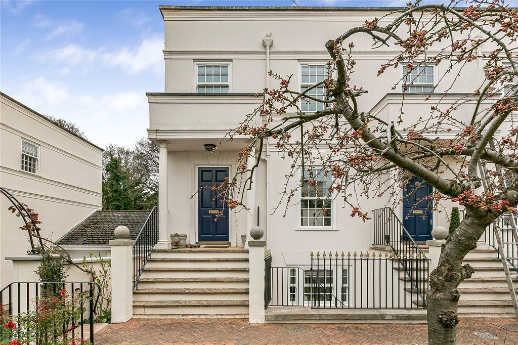 Property photo 2 of 44 Exterior