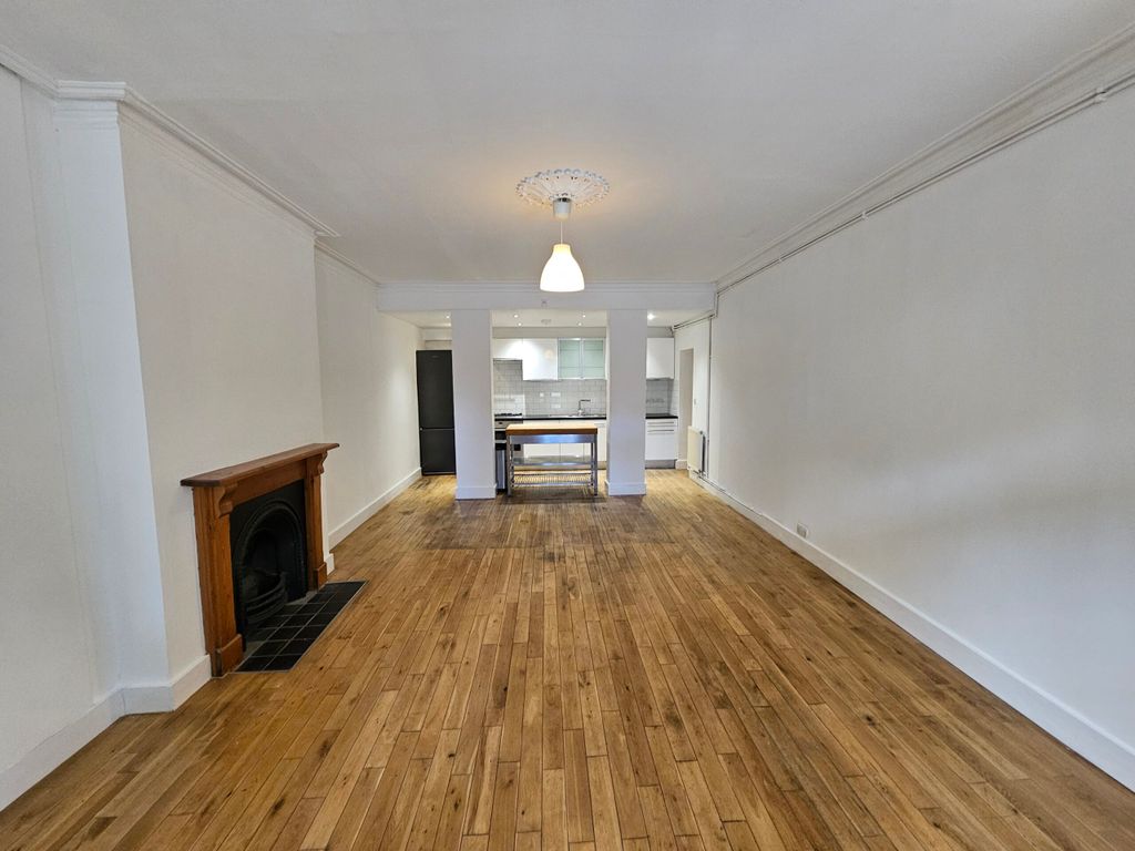 Property photo 2 of 11 Image 1