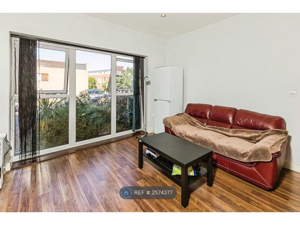 Property photo 2 of 13 Living Room