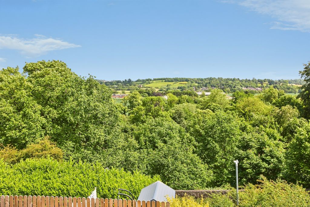 Property photo 3 of 26