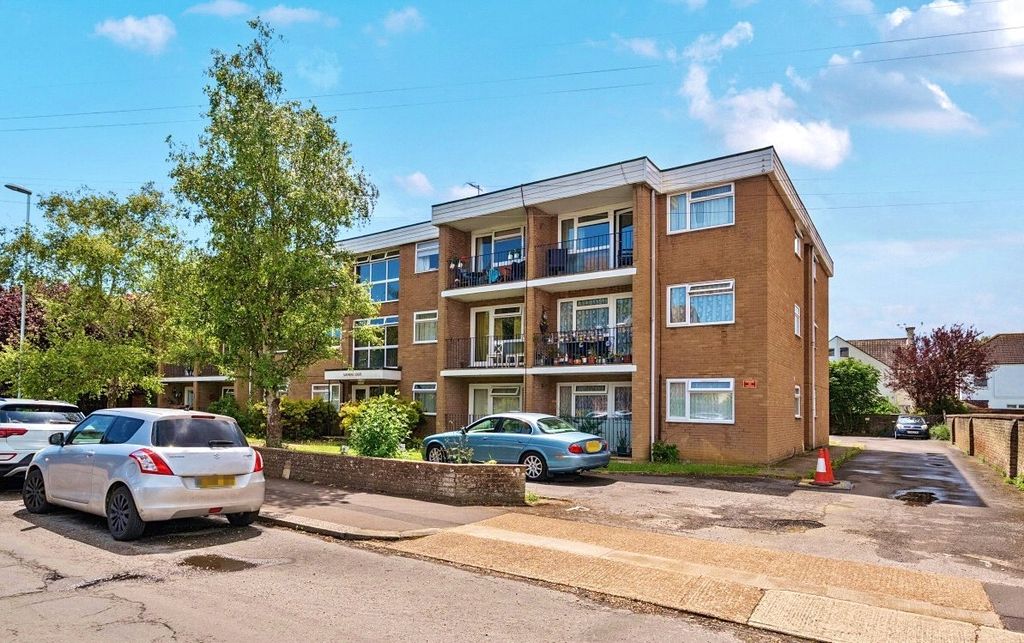 Property photo 1 of 15 Picture No. 32