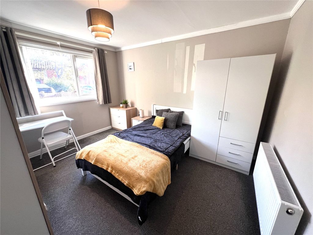 Property photo 1 of 10 Picture No. 23