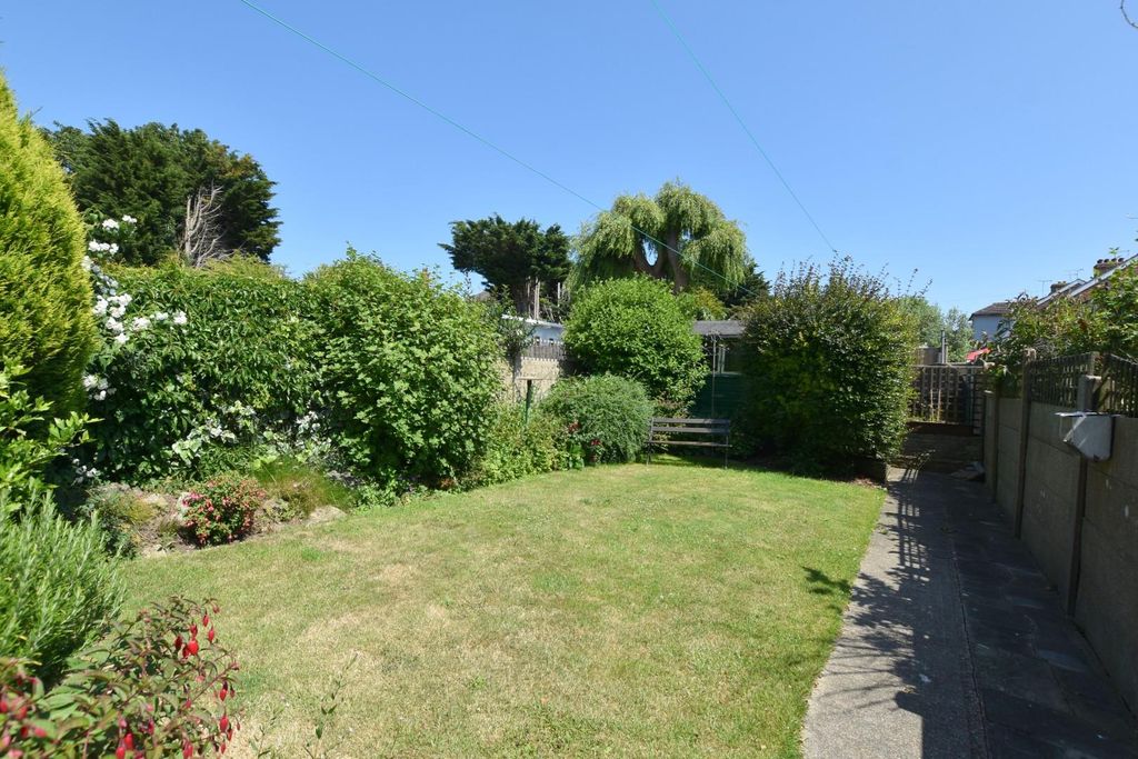 Property photo 3 of 22 8 Ingoldsby Road New (1).Jpg