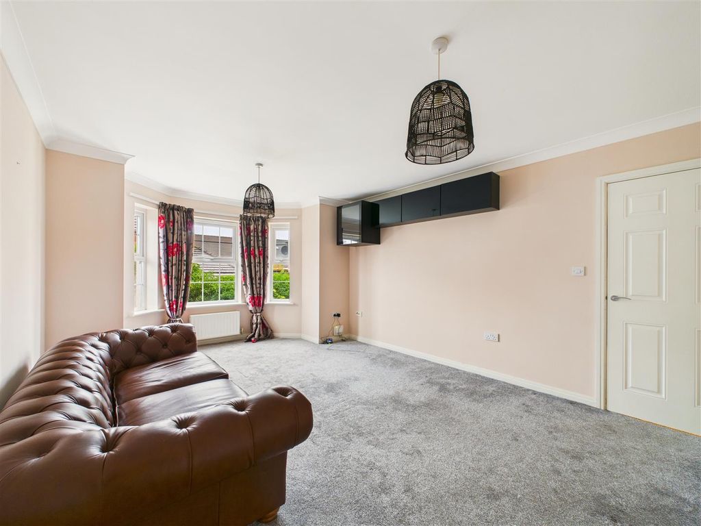 Property photo 2 of 10 Cam03303G0-Pr0278-Still002.Jpg