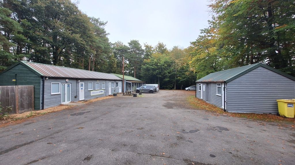 Property photo 1 of 12 Photo 6