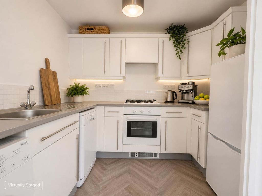 Property photo 3 of 15 Kitchen.Png