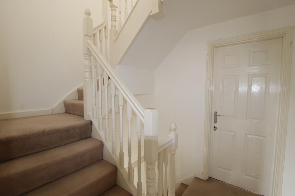 Property photo 1 of 17 F9B630E7324c91d2Ad92Afac36B706c9