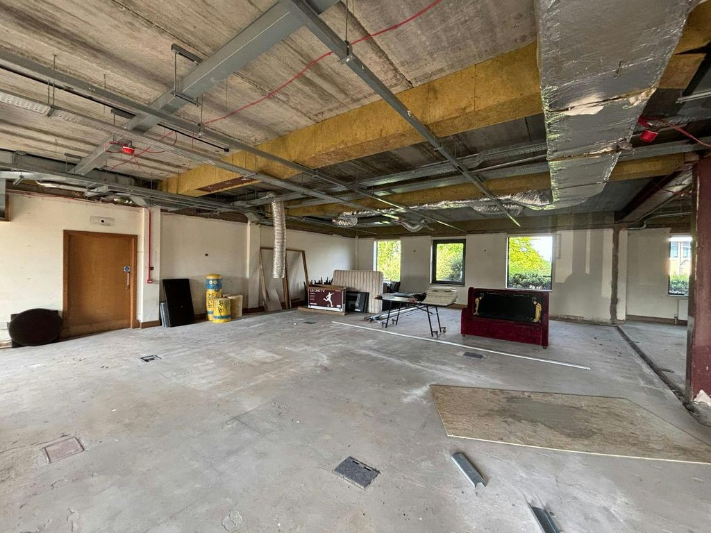 Property photo 3 of 3 Photo20250630213250 3.Jpg