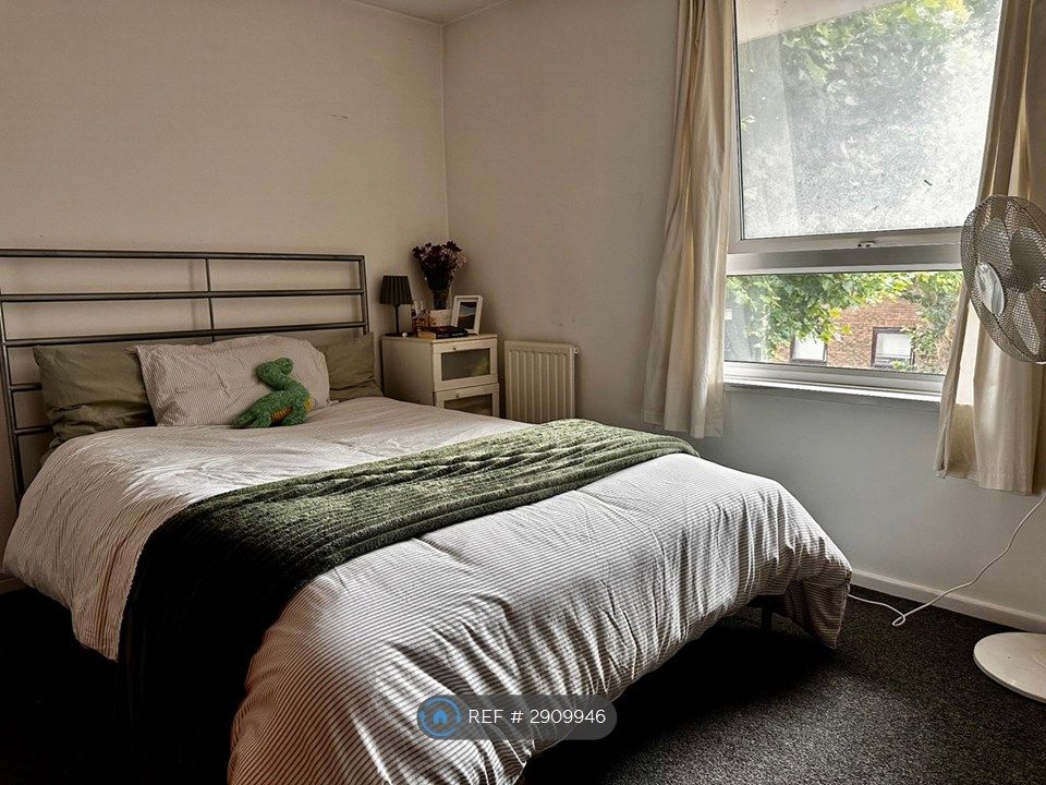 Property photo 3 of 24