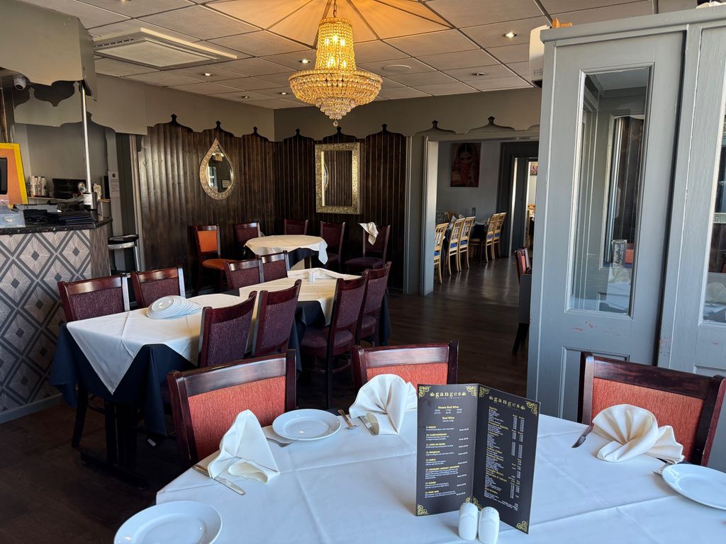 Property photo 3 of 14