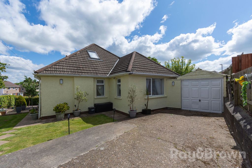 Property photo 1 of 48