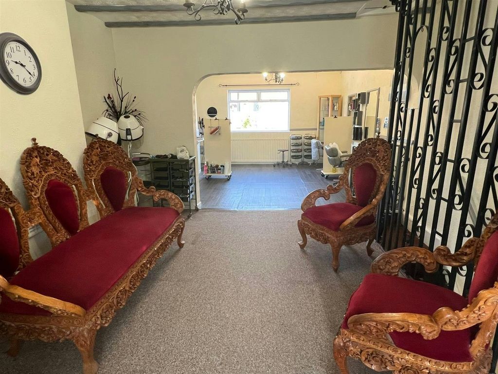 Property photo 3 of 7 3.Jpg