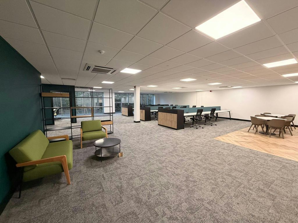 Property photo 2 of 25 E0382Af9-40Cb-42d4-Aa77-c33327d85460.Jpg