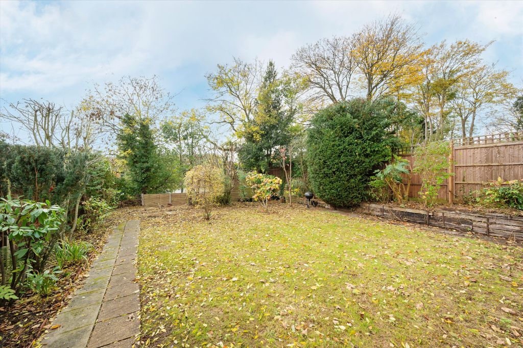 Property photo 3 of 20 Image