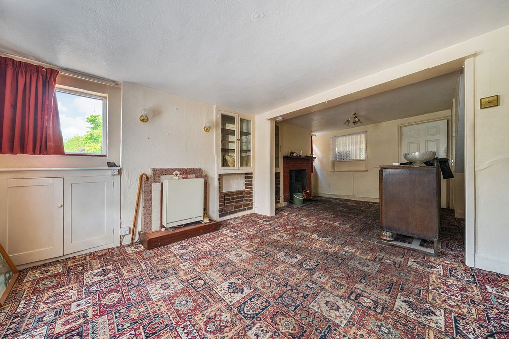 Property photo 3 of 13