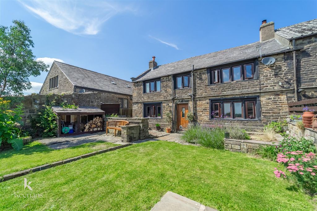 Property photo 1 of 50