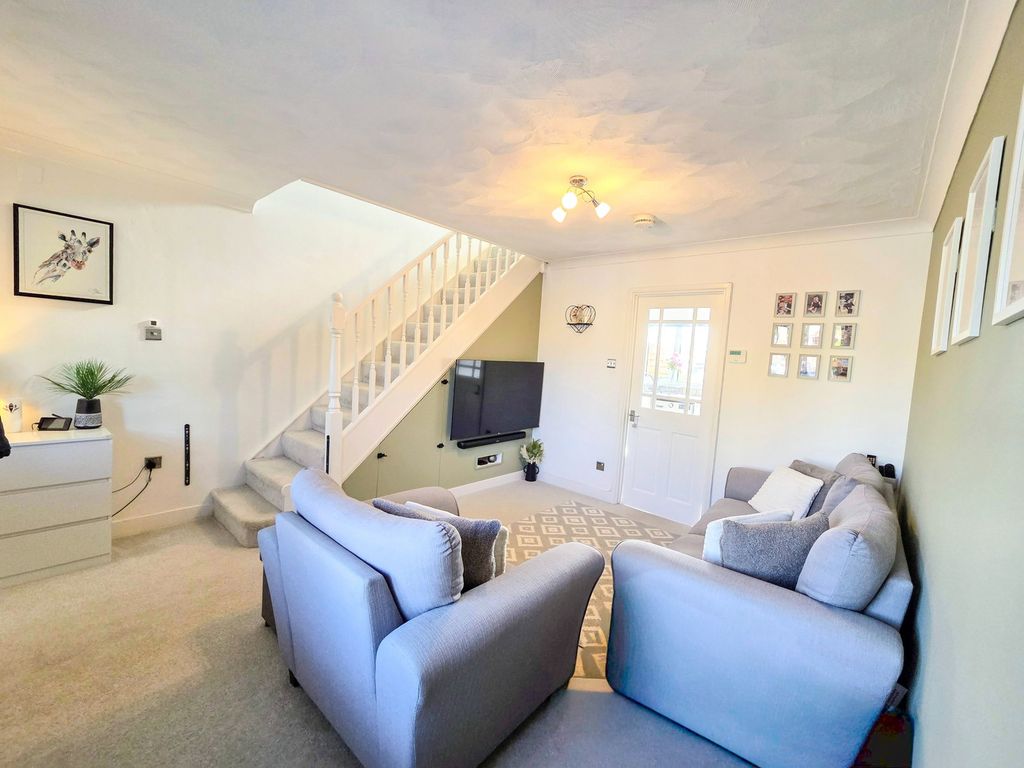 Property photo 2 of 13