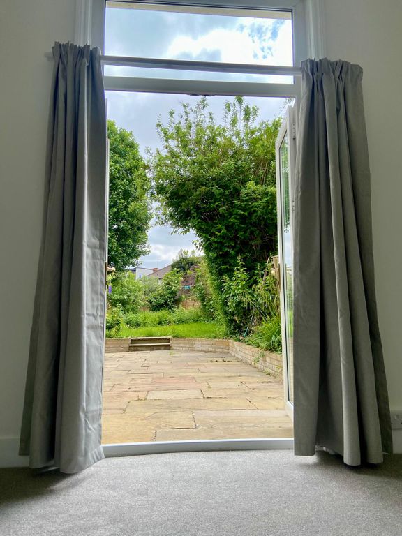 Property photo 2 of 13 Photo 1