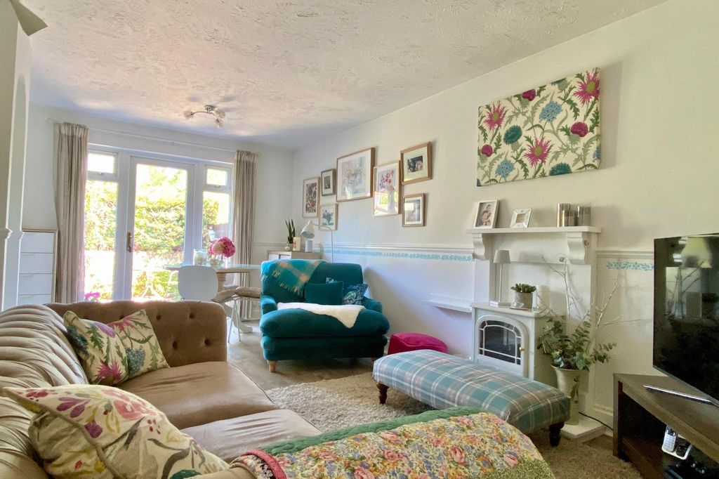 Property photo 3 of 22 Gallery