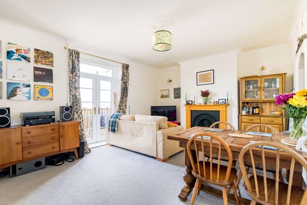 Property photo 3 of 13 Sitting/Dining Room