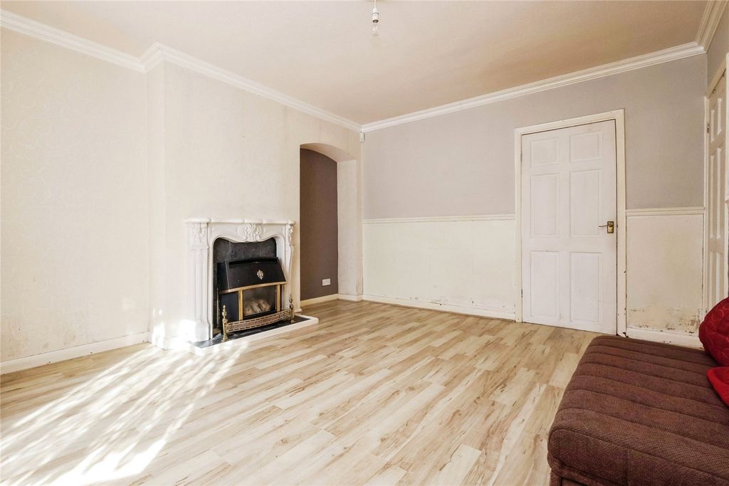 Property photo 3 of 17 Photography