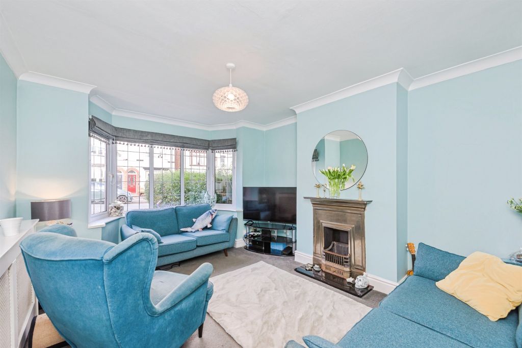 Property photo 2 of 19