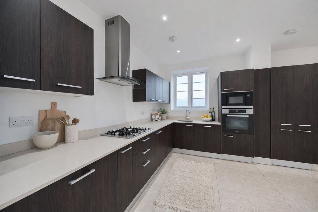 Property photo 2 of 10 Picture No. 03