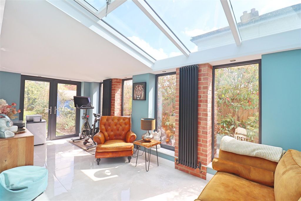 Property photo 3 of 18 Img_4596.Jpg