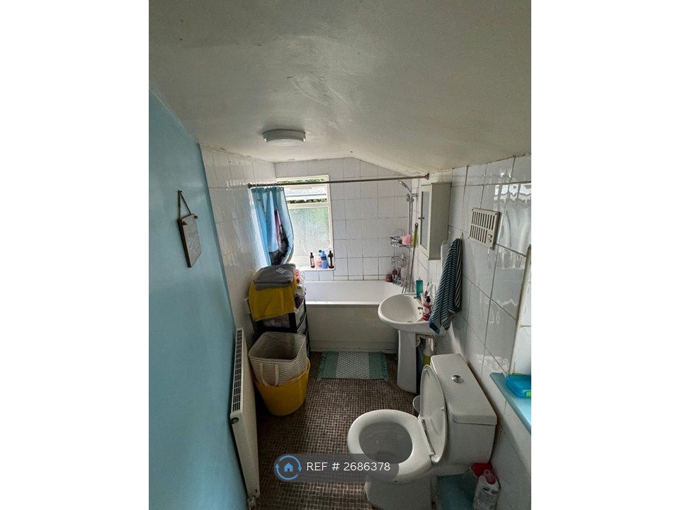 Property photo 3 of 3