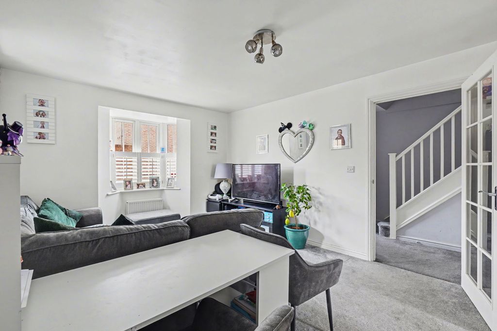 Property photo 3 of 29