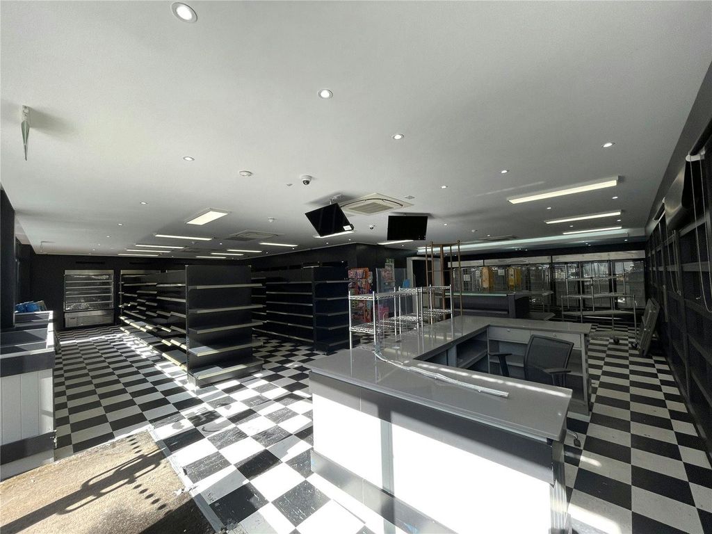 Property photo 2 of 10 Dbs250017_10.Jpg