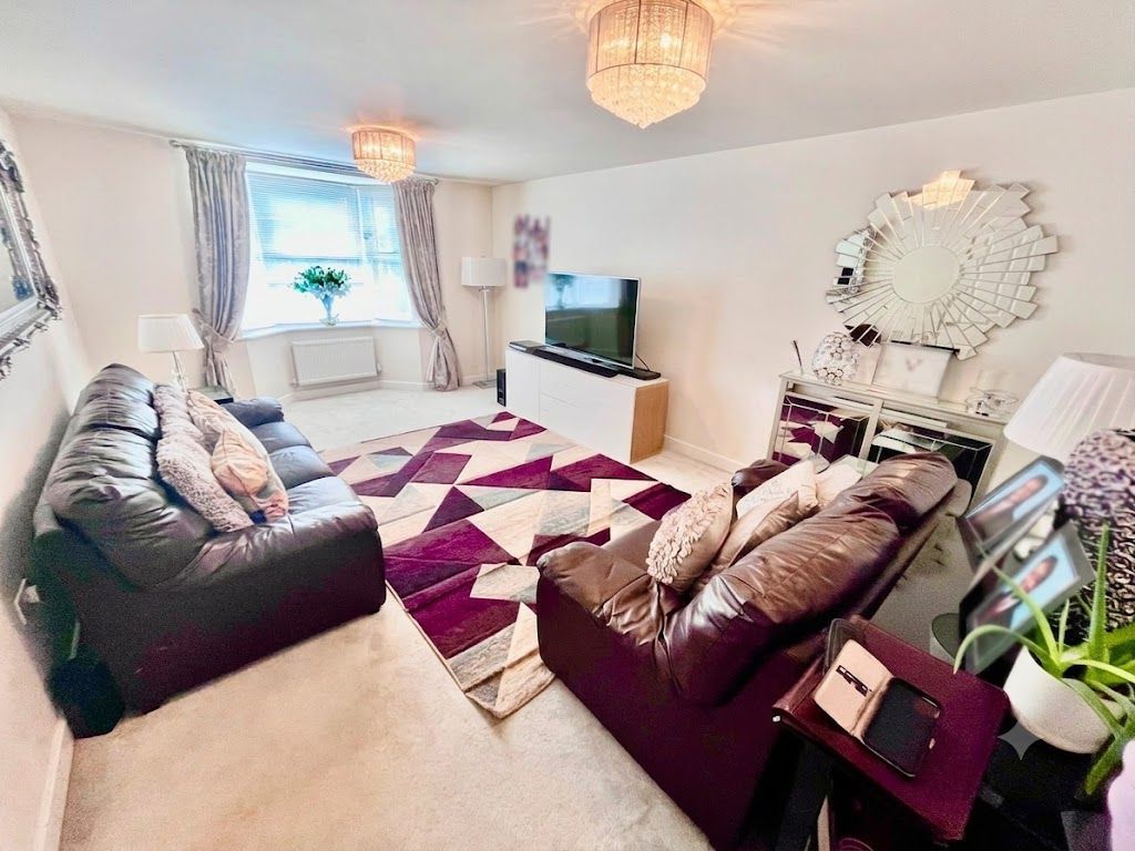 Property photo 2 of 22
